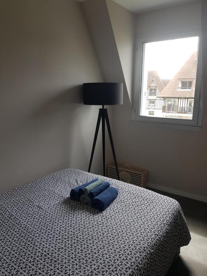 Appartement Liza 2 Pieces Vue Mer A קאבורג מראה חיצוני תמונה